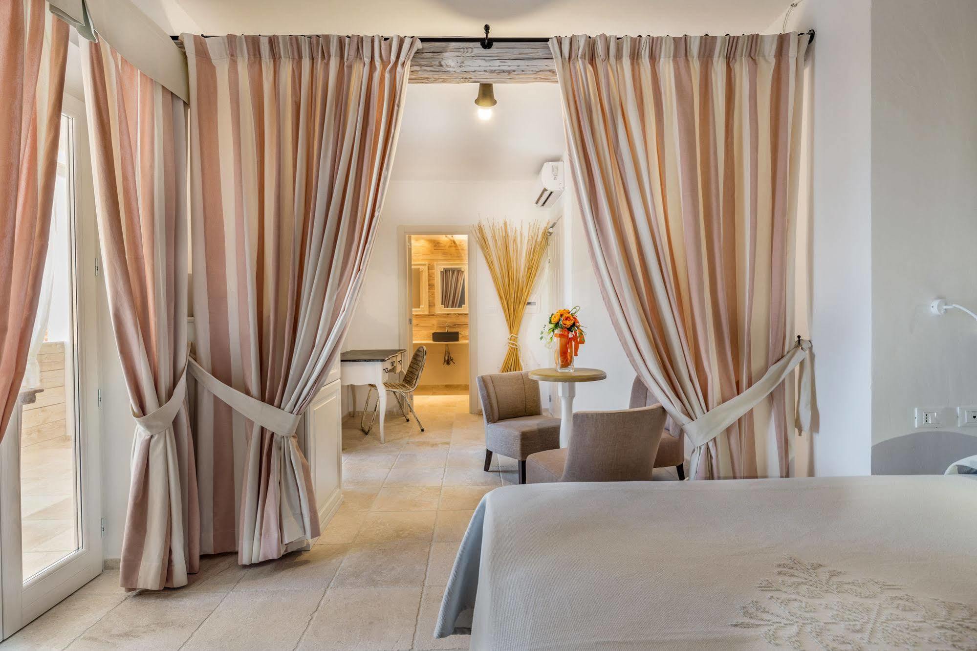 Mannois - Lofts & Apartments Orosei Dış mekan fotoğraf