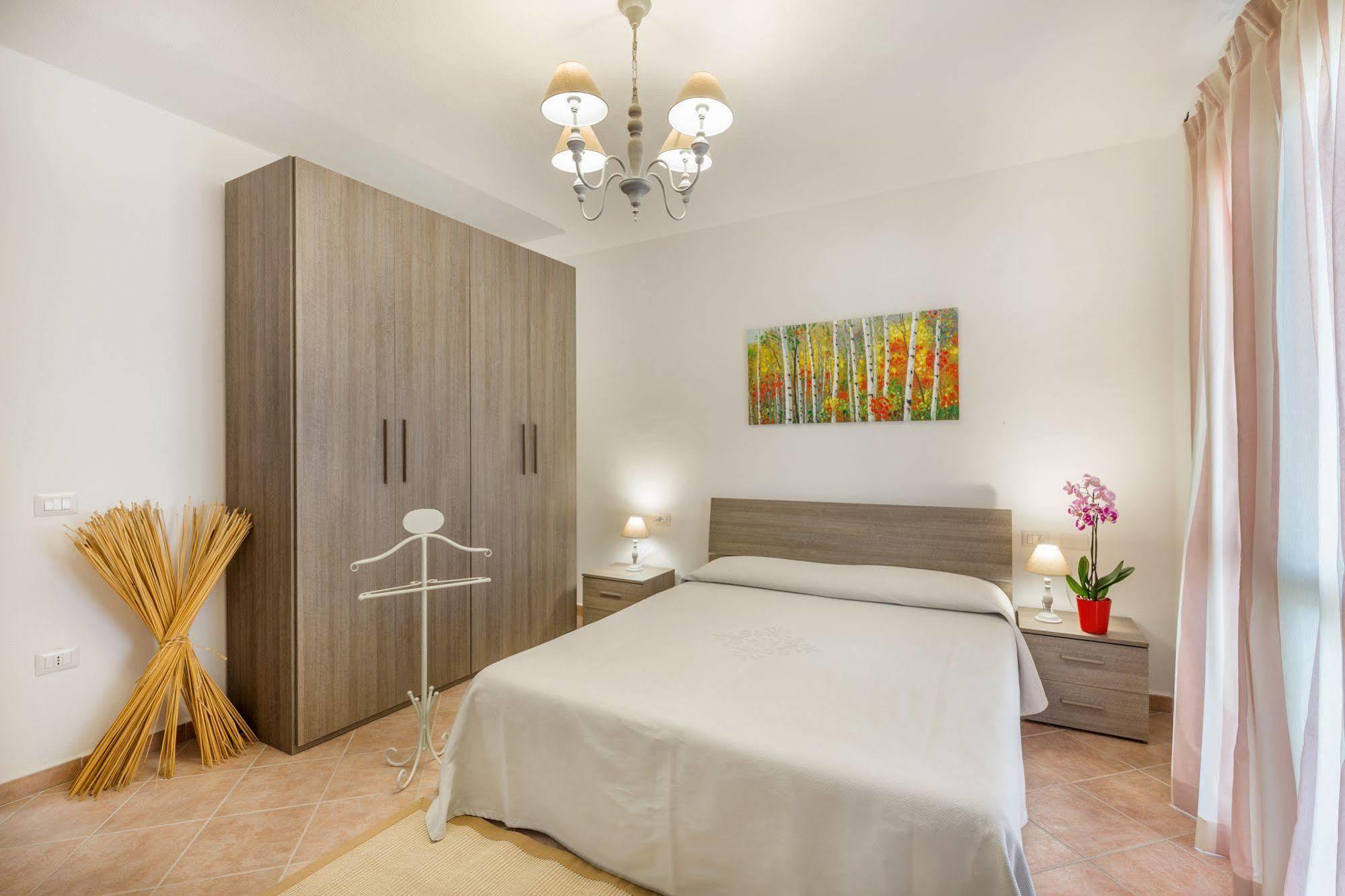 Mannois - Lofts & Apartments Orosei Dış mekan fotoğraf